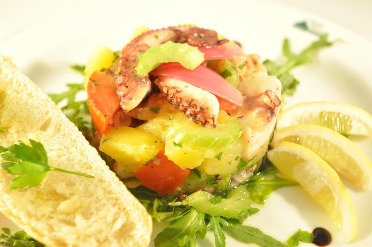 因佩里亚尔Spa膳食公寓 Jičín 外观 照片